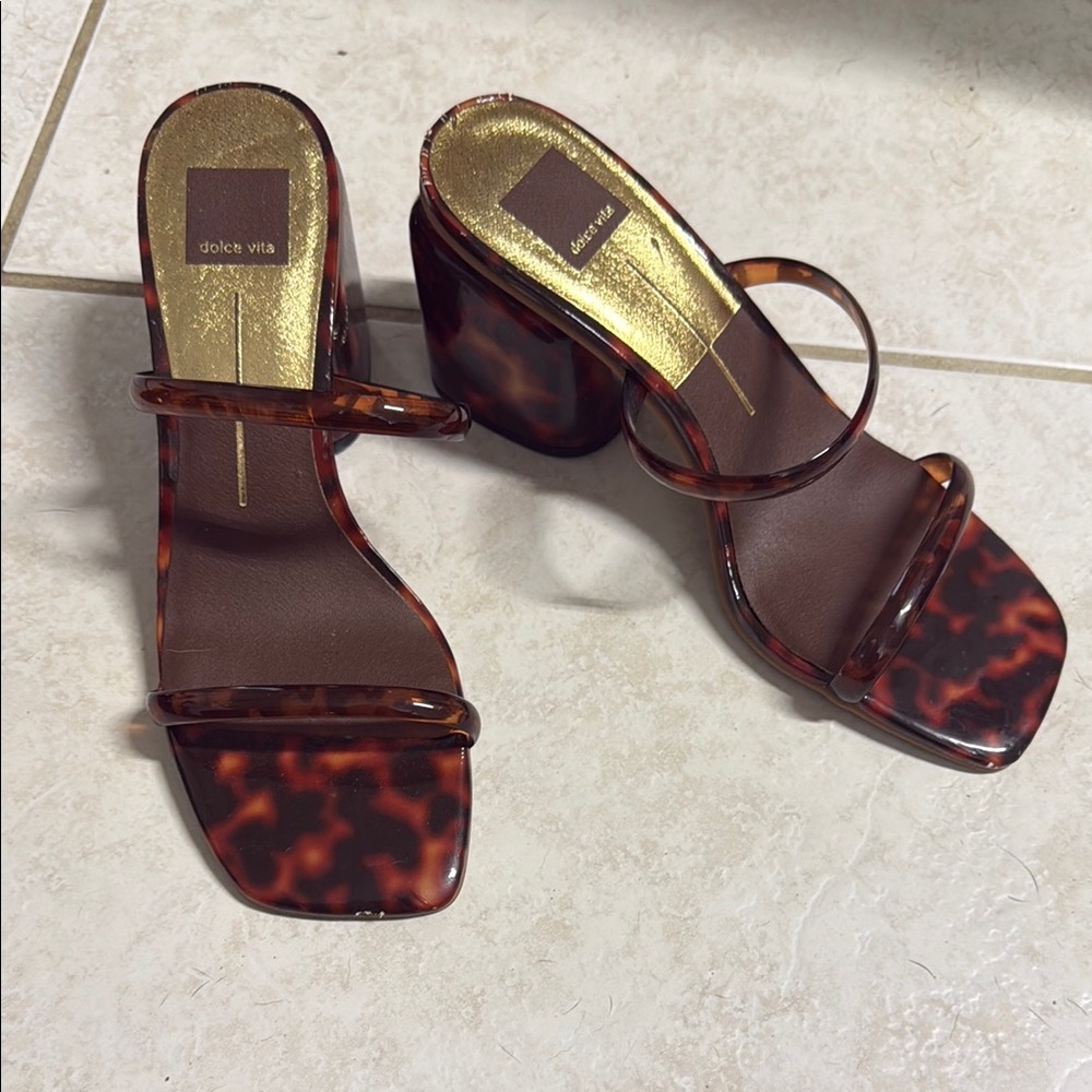 Dolce Vita Women's Tortoise Shell Heeled Sandals